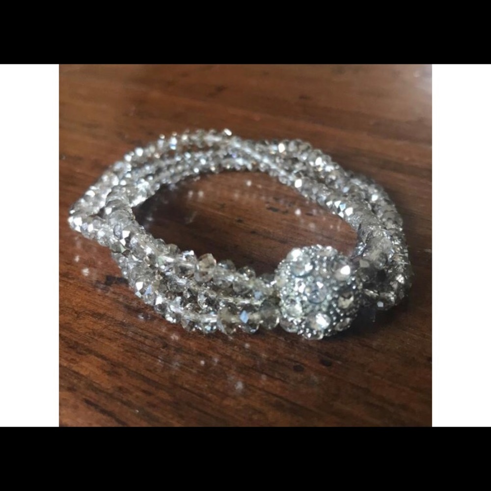 WHBM Sparkle Multi Strand Stretch Bracelet 🌷